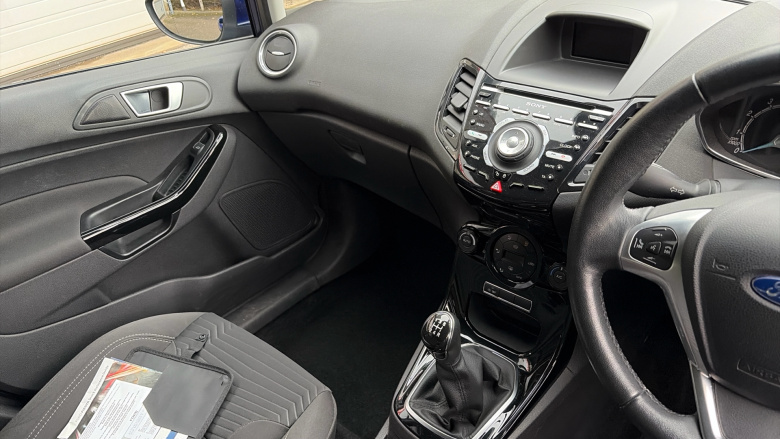 Ford Fiesta 1.0 EcoBoost Titanium 5dr Petrol Hatchback